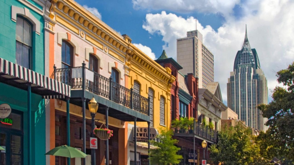 best cities to live in Alabama
